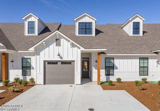 111 Maplebrook Way, Youngsville, LA 70592