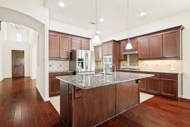 10809 Grecian Drive, Mckinney, TX 75072