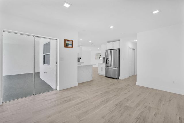 9490 NW 20th Place, Sunrise, FL 33322