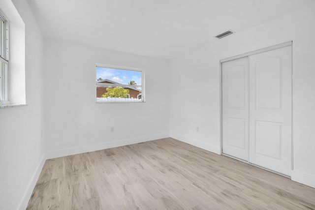 9490 NW 20th Place, Sunrise, FL 33322