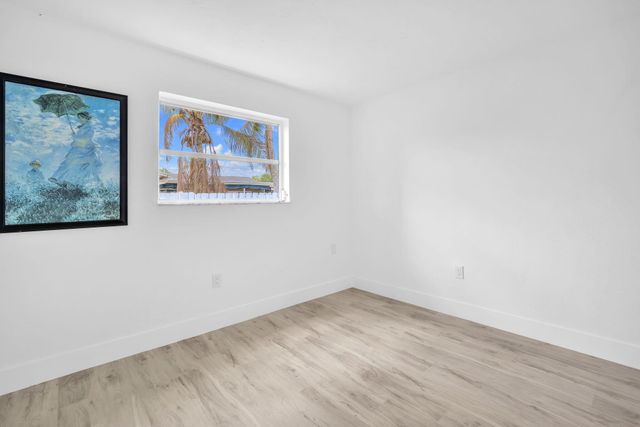 9490 NW 20th Place, Sunrise, FL 33322