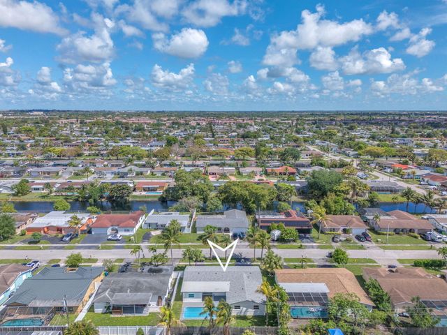 9490 NW 20th Place, Sunrise, FL 33322