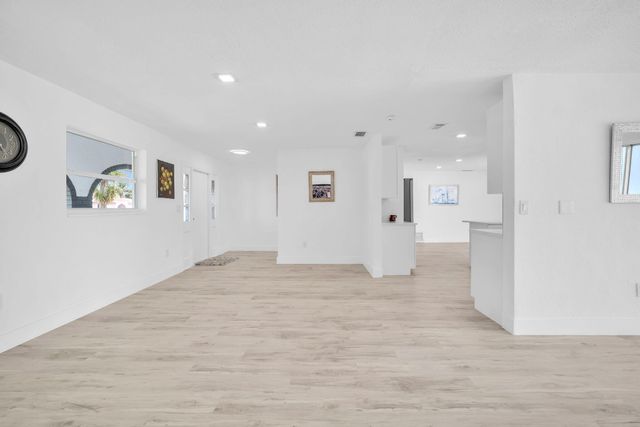 9490 NW 20th Place, Sunrise, FL 33322