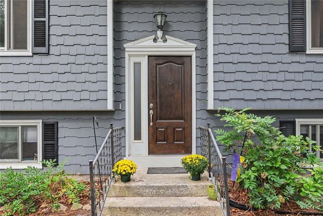 33 Evergreen Drive, Exeter, RI 02822