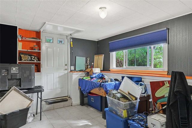 33 Evergreen Drive, Exeter, RI 02822
