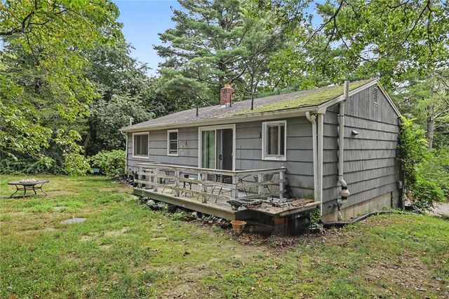 33 Evergreen Drive, Exeter, RI 02822