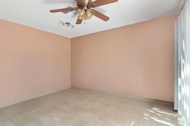 3312 El Encanto Court, Bakersfield, CA 93301