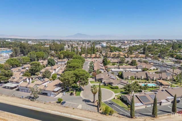 3312 El Encanto Court, Bakersfield, CA 93301