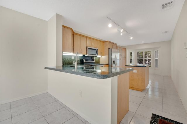 1840 Sweetbay Way, Hollywood, FL 33019