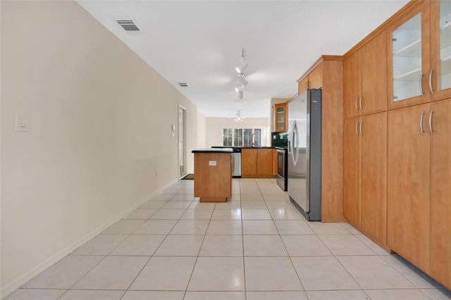 1840 Sweetbay Way, Hollywood, FL 33019