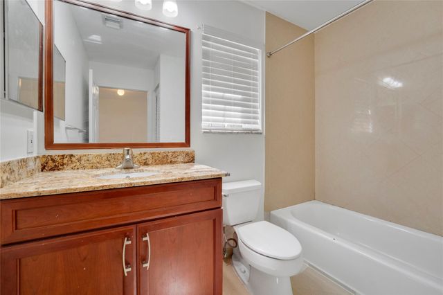 1840 Sweetbay Way, Hollywood, FL 33019