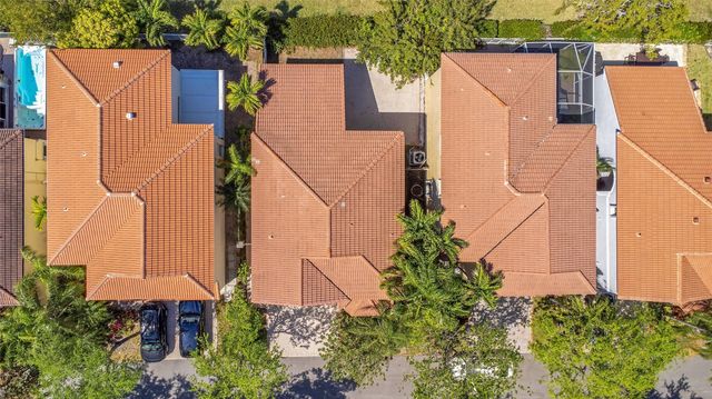 1840 Sweetbay Way, Hollywood, FL 33019