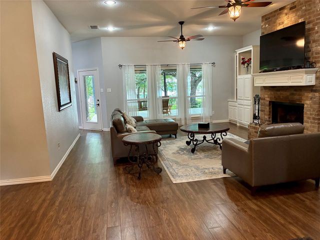1408 Island Village Court, Granbury, TX 76048