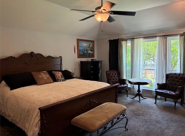 1408 Island Village Court, Granbury, TX 76048