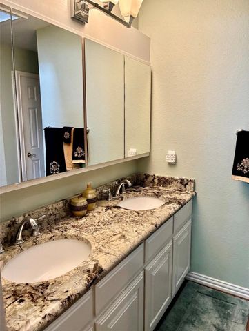 1408 Island Village Court, Granbury, TX 76048