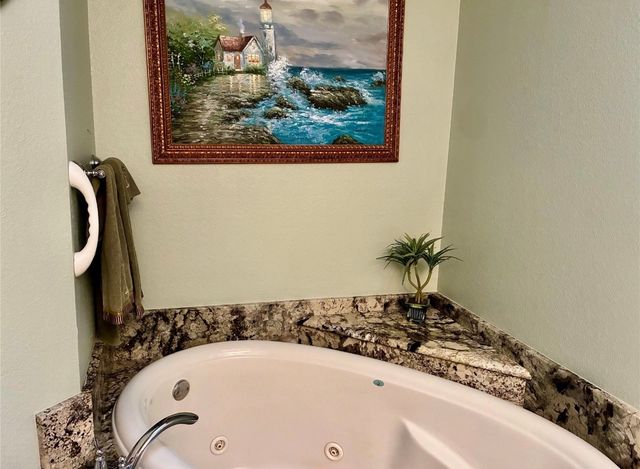 1408 Island Village Court, Granbury, TX 76048