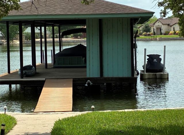1408 Island Village Court, Granbury, TX 76048