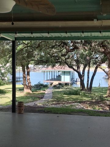 1408 Island Village Court, Granbury, TX 76048