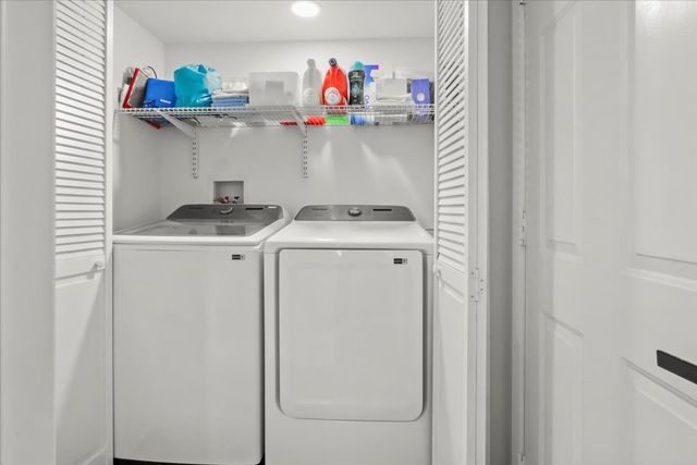 1916 Shorewood Drive, Grapevine, TX 76051