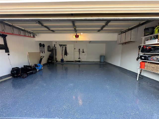 1916 Shorewood Drive, Grapevine, TX 76051