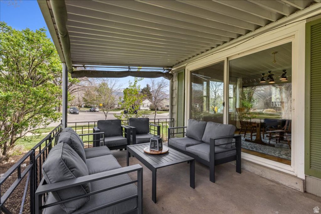 Image 13 of property listing at 1733 E HARRISON AVE, Salt Lake City, UT 84108