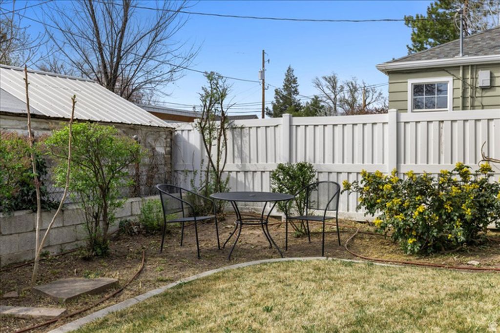 Image 36 of property listing at 1733 E HARRISON AVE, Salt Lake City, UT 84108