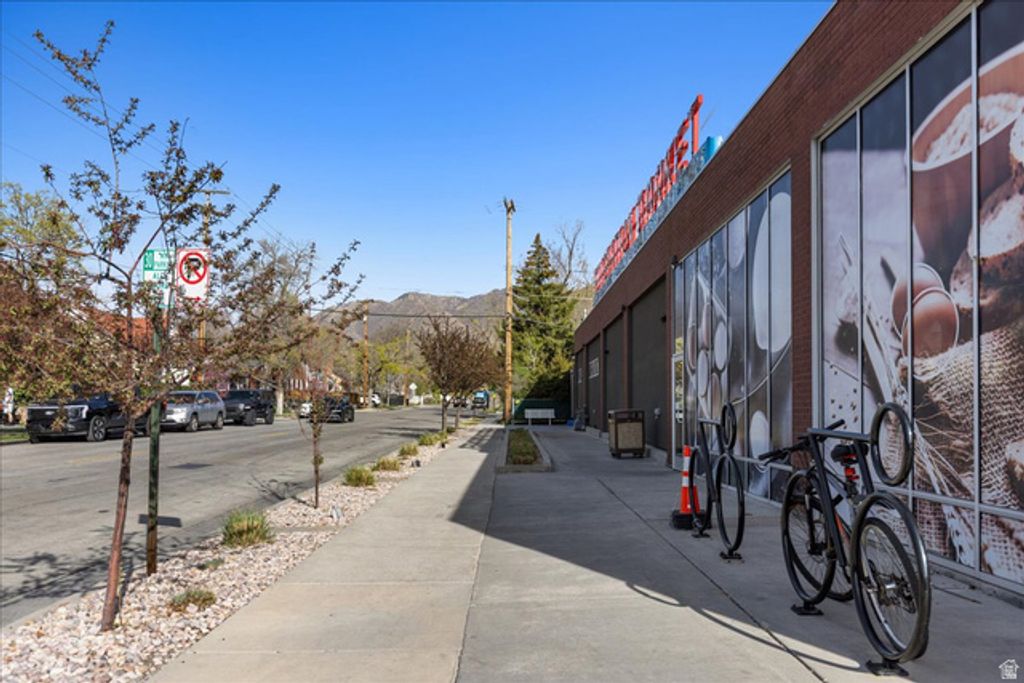 Image 48 of property listing at 1733 E HARRISON AVE, Salt Lake City, UT 84108