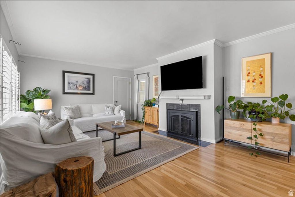 Image 8 of property listing at 1733 E HARRISON AVE, Salt Lake City, UT 84108