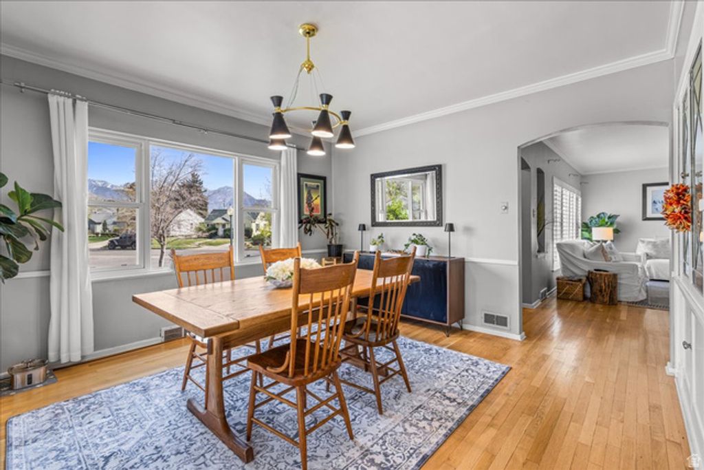 Image 10 of property listing at 1733 E HARRISON AVE, Salt Lake City, UT 84108