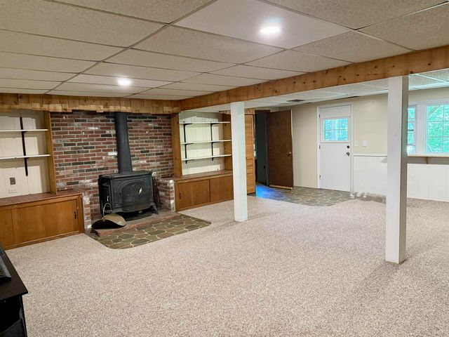 16 Edwin Avenue, Claremont, NH 03743
