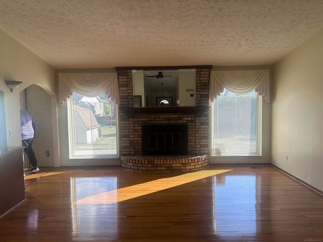 15786 Bexley Street, Clinton Township, MI 48038