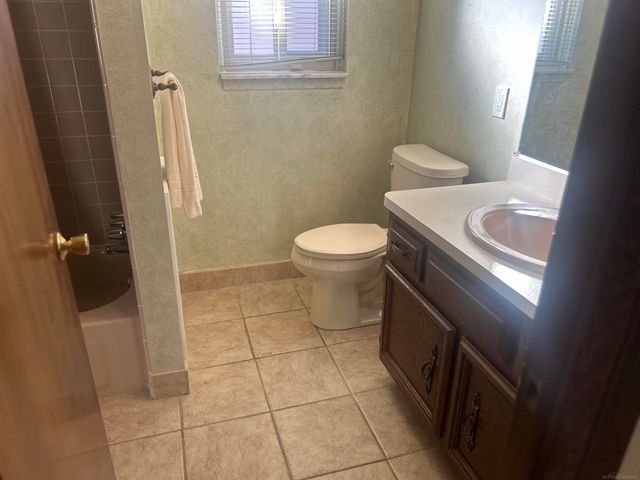 15786 Bexley Street, Clinton Township, MI 48038