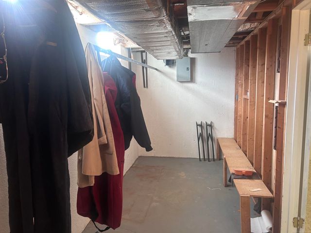 15786 Bexley Street, Clinton Township, MI 48038