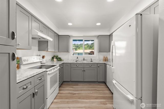 2119 SW Olympic Drive, Chehalis, WA 98532