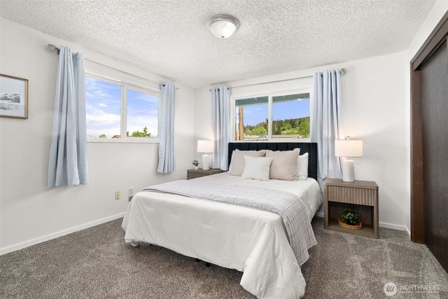 2119 SW Olympic Drive, Chehalis, WA 98532