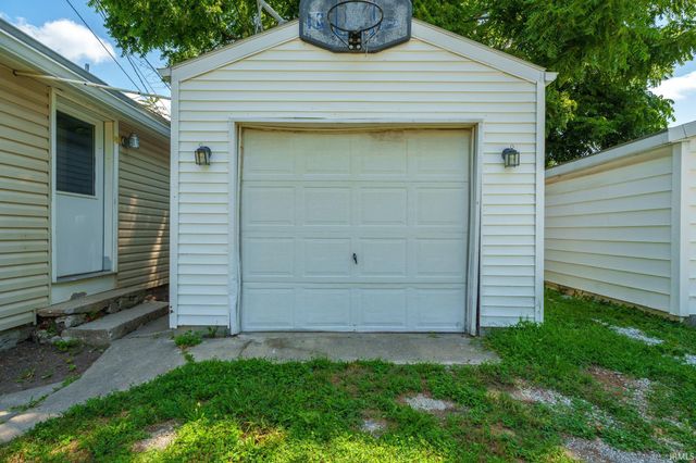 213 W Virginia Avenue, Kokomo, IN 46901