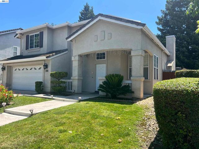1058 Junction Dr, Manteca, CA 95337