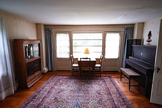 106 Beal St, Lunenburg, MA 01462