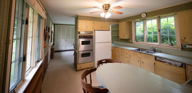 106 Beal St, Lunenburg, MA 01462