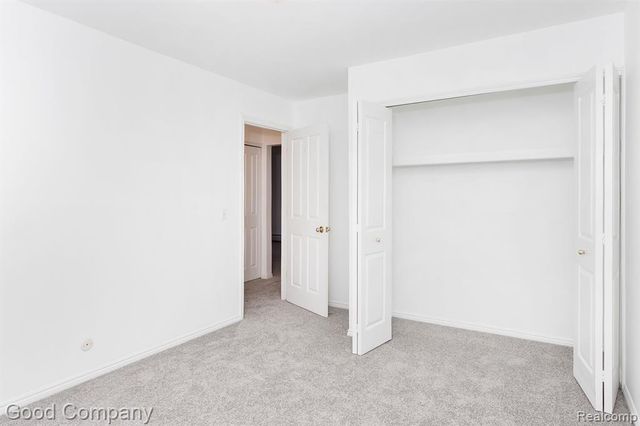 2440 Parmenter Boulevard 101, Royal Oak, MI 48073