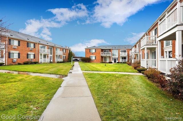 2440 Parmenter Boulevard 101, Royal Oak, MI 48073