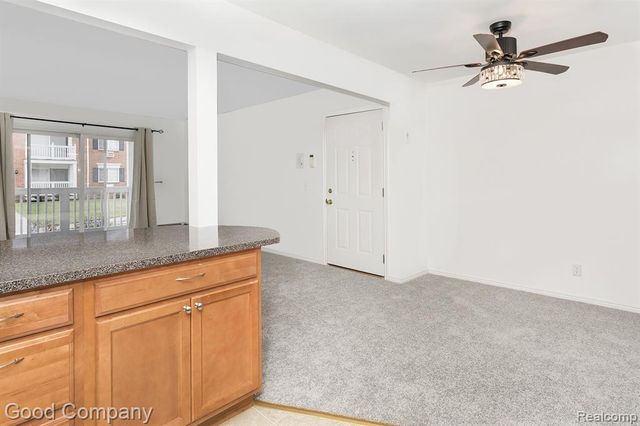 2440 Parmenter Boulevard 101, Royal Oak, MI 48073