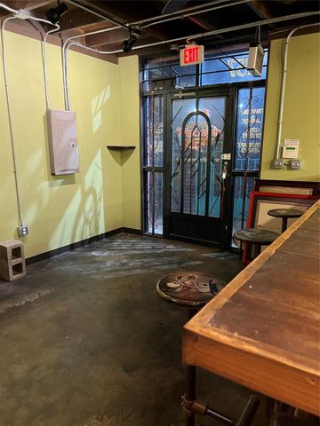 1157 Chicon ST, Austin, TX 78702