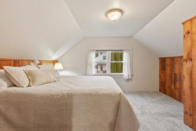 21 Beal St, Lunenburg, MA 01462