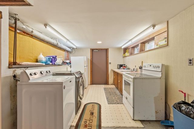 21 Beal St, Lunenburg, MA 01462