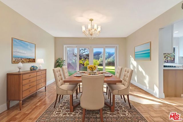 16608 Park Lane Circle, Los Angeles, CA 90049