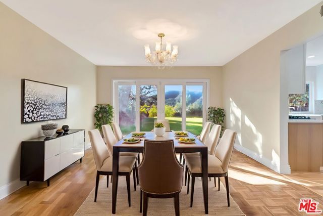 16608 Park Lane Circle, Los Angeles, CA 90049