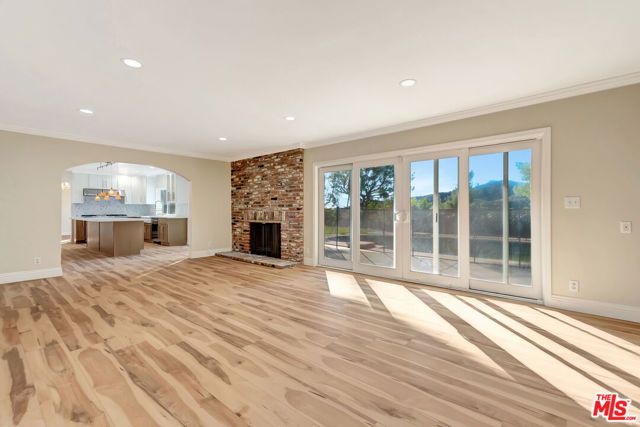 16608 Park Lane Circle, Los Angeles, CA 90049