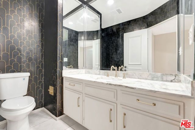 16608 Park Lane Circle, Los Angeles, CA 90049