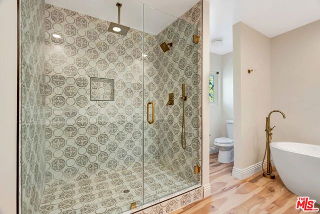 16608 Park Lane Circle, Los Angeles, CA 90049